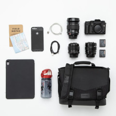 Tenba DNA 9 Slim Messenger Black